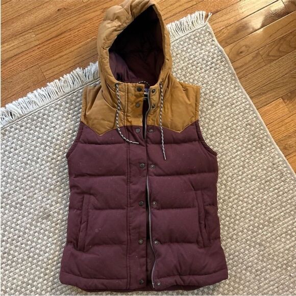 Patagonia Bivy Down Vest - Picture 1 of 2